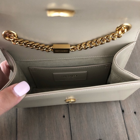 SOLD***Saint Laurent Monogram Classic - Picture 5 of 8